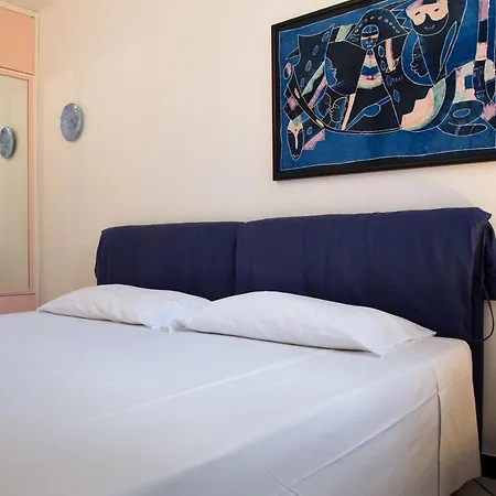 Vanessa Punta Molara