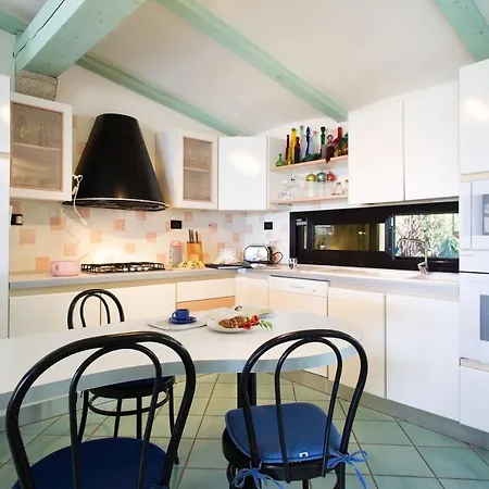 Feriehus Vanessa San Teodoro (Sardinia)